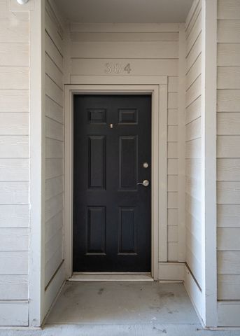 7483 Highway 70 S Apt 304, Nashville, TN 37221