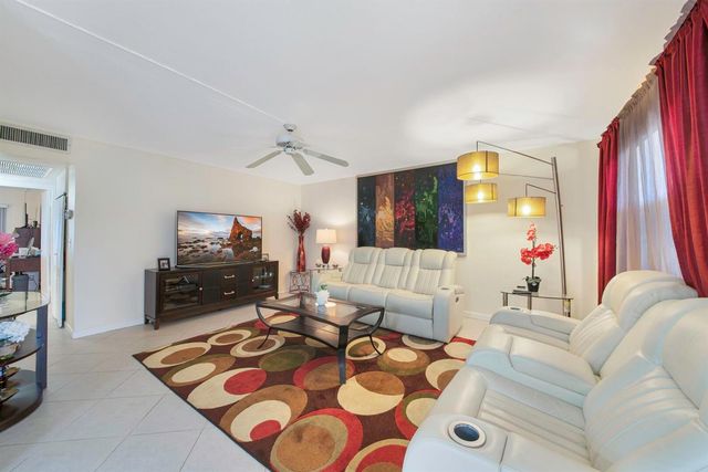 308 Brittany G, Delray Beach, FL 33446