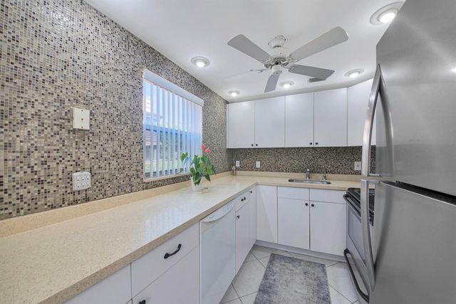 308 Brittany G, Delray Beach, FL 33446