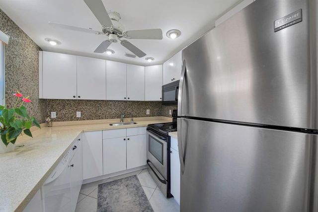 308 Brittany G, Delray Beach, FL 33446