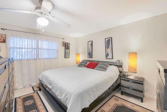 308 Brittany G, Delray Beach, FL 33446
