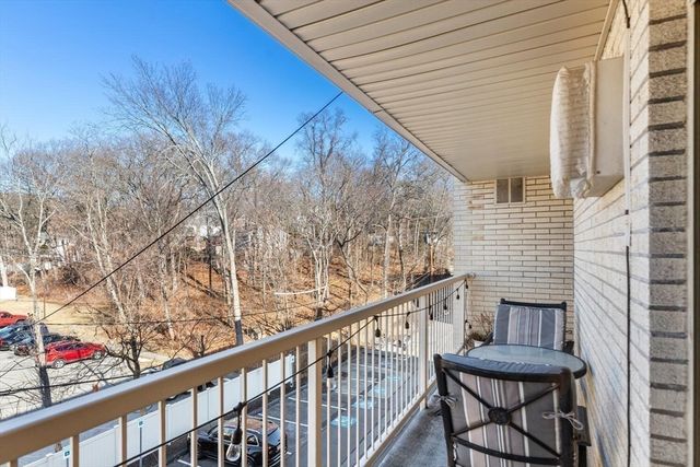 200 Park Terrace Dr 245, Stoneham, MA 02180