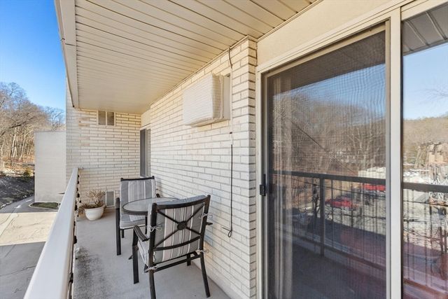 200 Park Terrace Dr 245, Stoneham, MA 02180