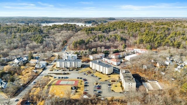 200 Park Terrace Dr 245, Stoneham, MA 02180