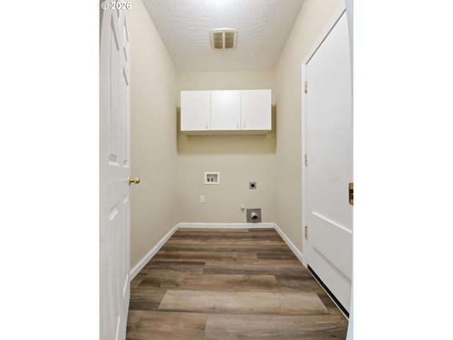 5244 DONOHOE Ave, Eugene, OR 97402