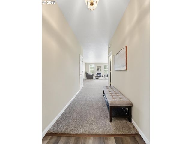 5244 DONOHOE Ave, Eugene, OR 97402
