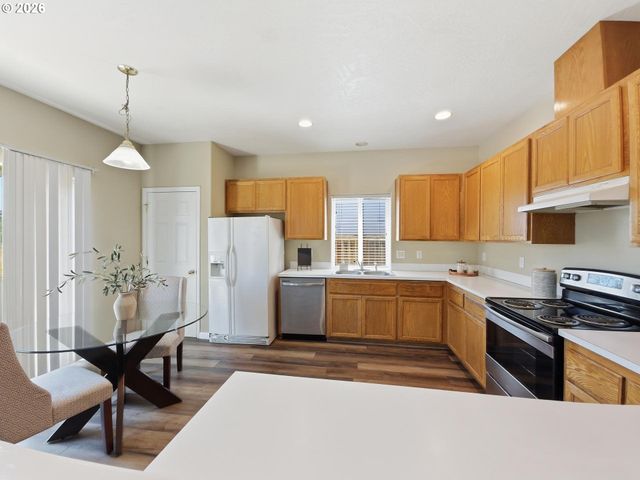 5244 DONOHOE Ave, Eugene, OR 97402