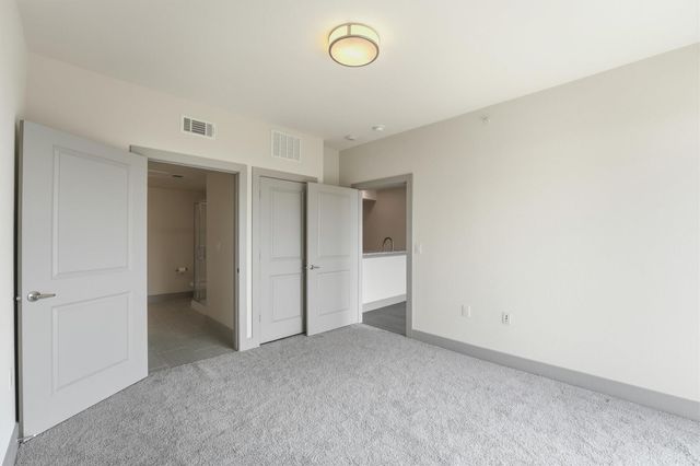 6955 Turtlewood Drive 602, Houston, TX 77072