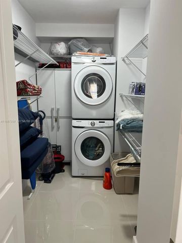 17100 N Bay Rd 1509, Sunny Isles Beach, FL 33160