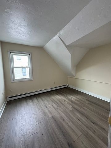 40 E. Water St 2, Rockland, MA 02370