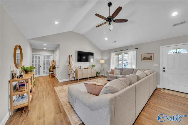 436 Granite Circle, Albertville, AL 35950