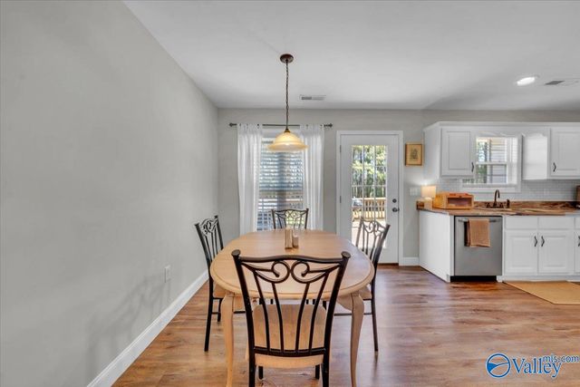 436 Granite Circle, Albertville, AL 35950