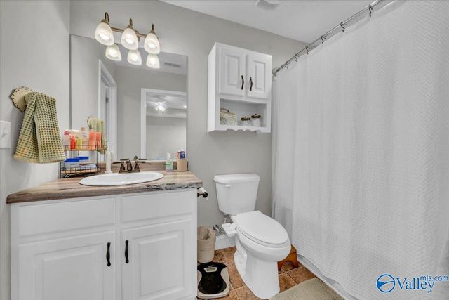 436 Granite Circle, Albertville, AL 35950