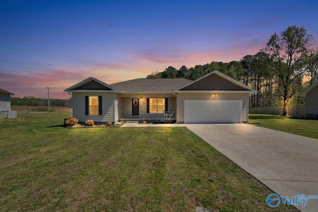 436 Granite Circle, Albertville, AL 35950