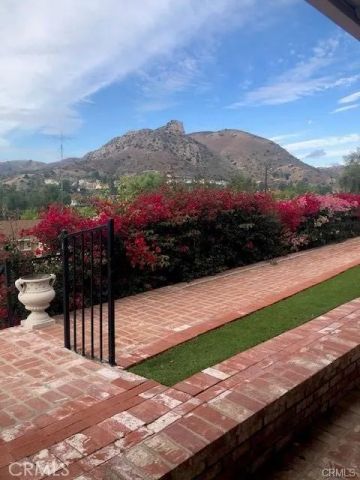 7101 Scarborough Peak, West Hills, CA 91307