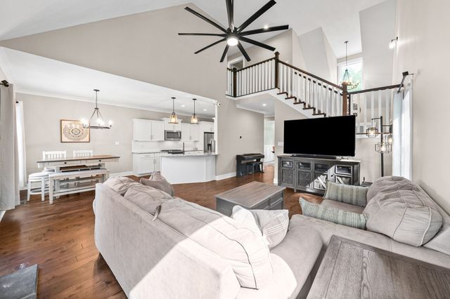 317 Alonzo Pl, Cunningham, TN 37052