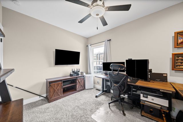 317 Alonzo Pl, Cunningham, TN 37052