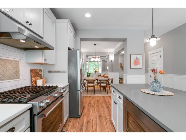 7941 N Courtenay Ave, Portland, OR 97203