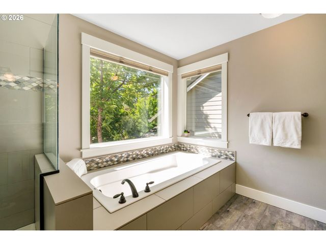 7941 N Courtenay Ave, Portland, OR 97203