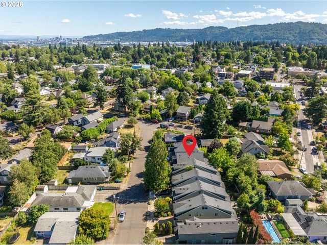7941 N Courtenay Ave, Portland, OR 97203