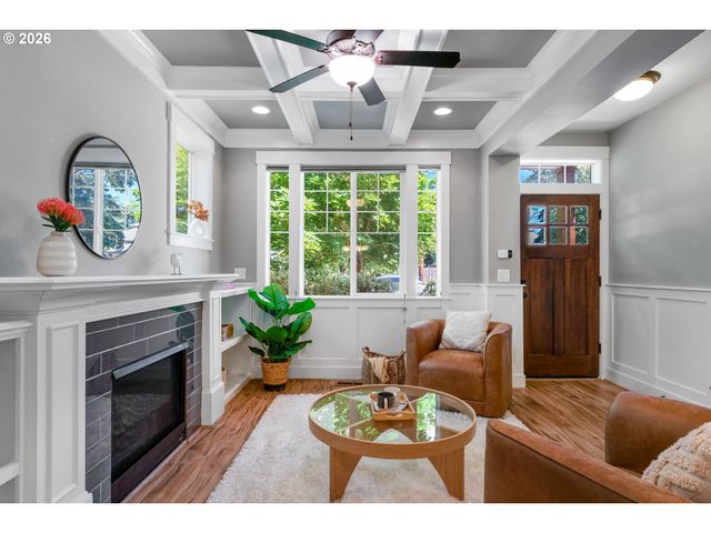 7941 N Courtenay Ave, Portland, OR 97203