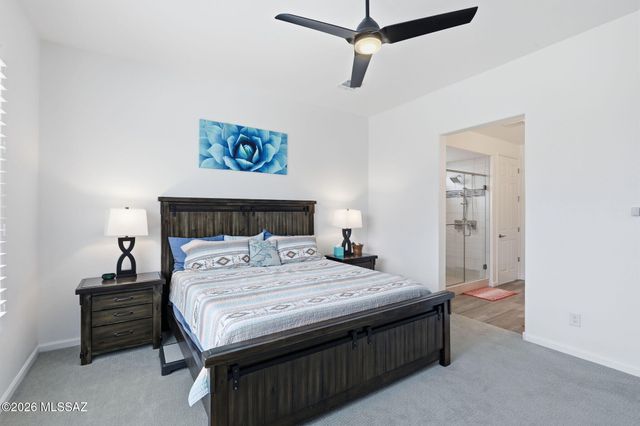 2475 E Rolling Meadow Lane, Green Valley, AZ 85614