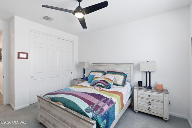 2475 E Rolling Meadow Lane, Green Valley, AZ 85614