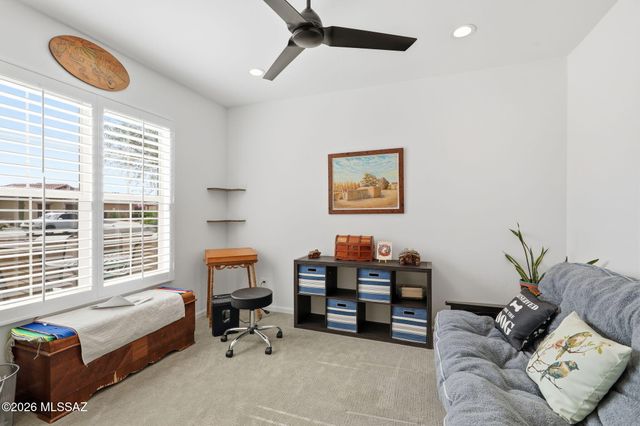 2475 E Rolling Meadow Lane, Green Valley, AZ 85614