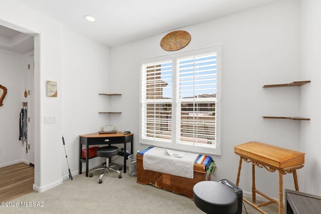 2475 E Rolling Meadow Lane, Green Valley, AZ 85614