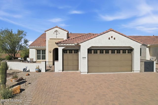 2475 E Rolling Meadow Lane, Green Valley, AZ 85614
