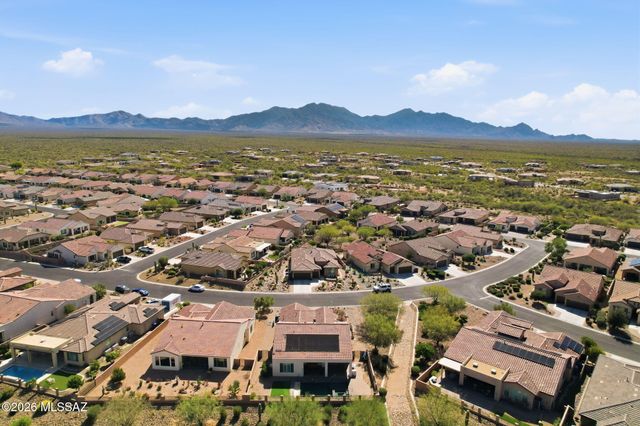 2475 E Rolling Meadow Lane, Green Valley, AZ 85614