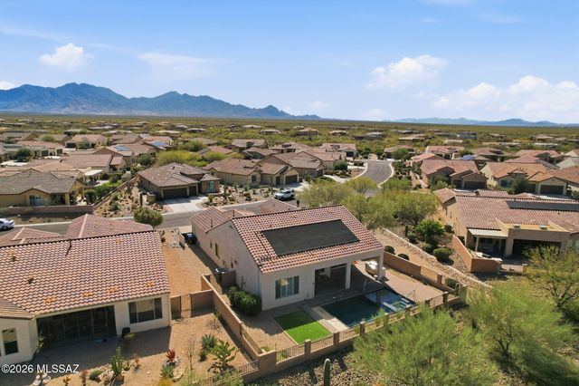 2475 E Rolling Meadow Lane, Green Valley, AZ 85614