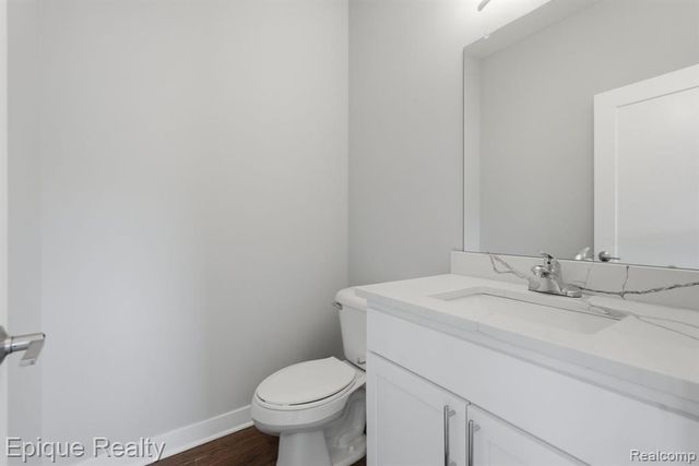 25533 Meadowbrook Road 42, Novi, MI 48375
