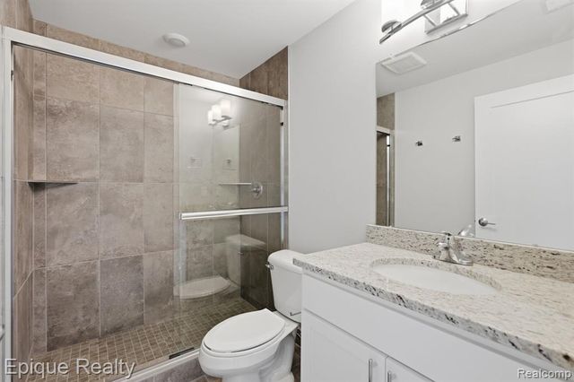 25533 Meadowbrook Road 42, Novi, MI 48375