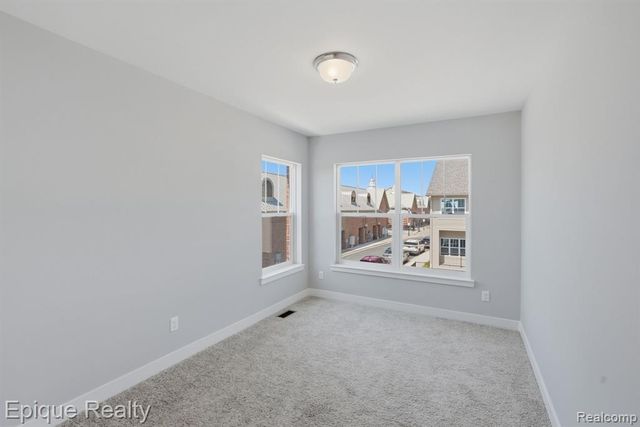 25533 Meadowbrook Road 42, Novi, MI 48375