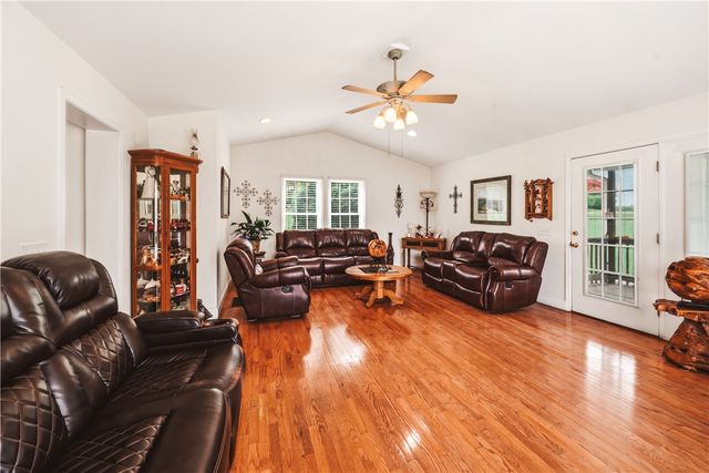 942 Chambers Hill Road, Seneca, SC 29672