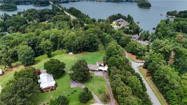 942 Chambers Hill Road, Seneca, SC 29672