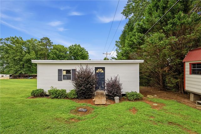942 Chambers Hill Road, Seneca, SC 29672