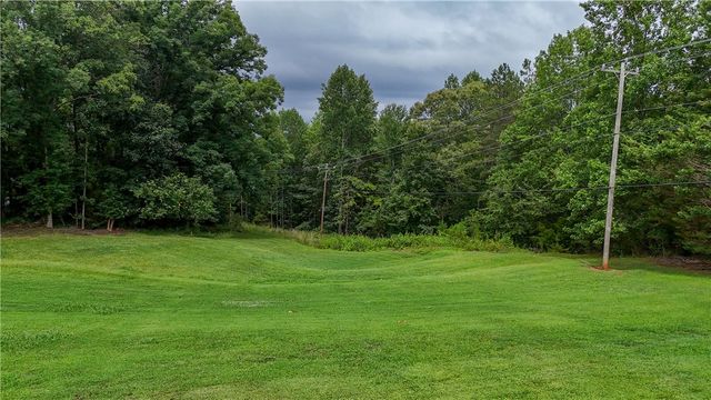 942 Chambers Hill Road, Seneca, SC 29672
