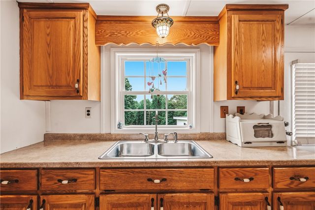 942 Chambers Hill Road, Seneca, SC 29672