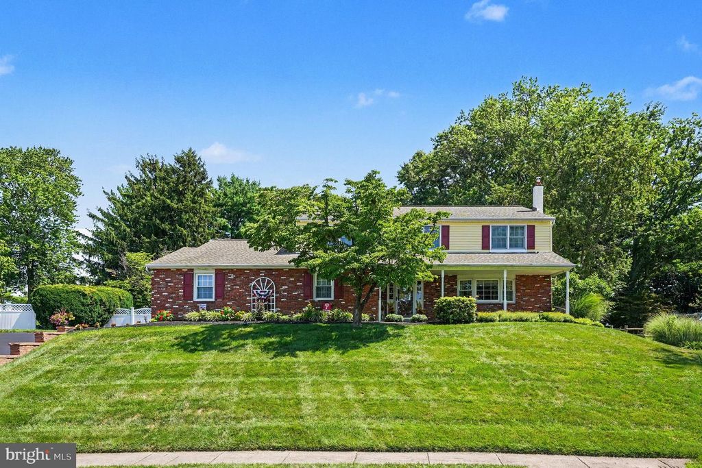 161 ANDREW DR, Newtown, PA 18940