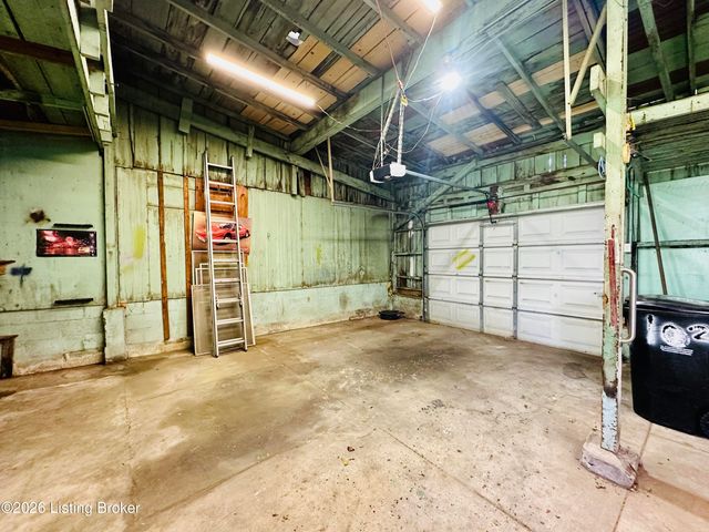 1026 E Breckinridge St, Louisville, KY 40204