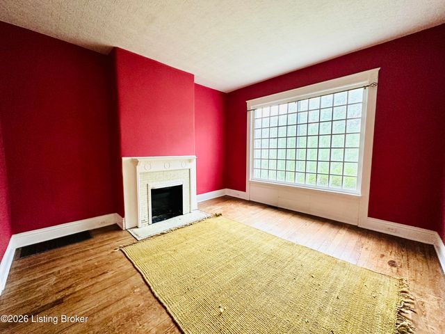 1026 E Breckinridge St, Louisville, KY 40204