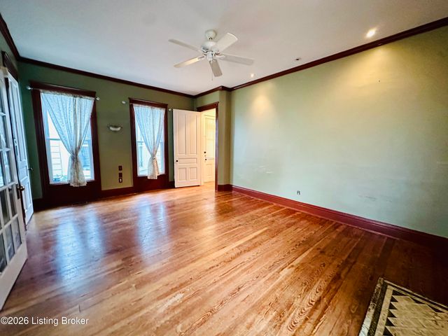 1026 E Breckinridge St, Louisville, KY 40204