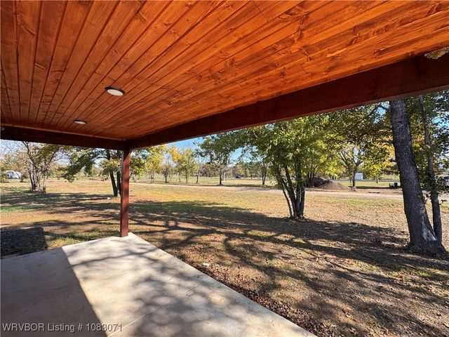 30644 Annabel Avenue, Howe, OK 74940