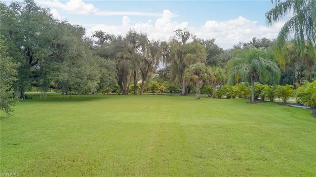 1993 Buford ST, Alva, FL 33920