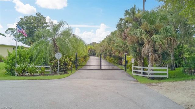 1993 Buford ST, Alva, FL 33920