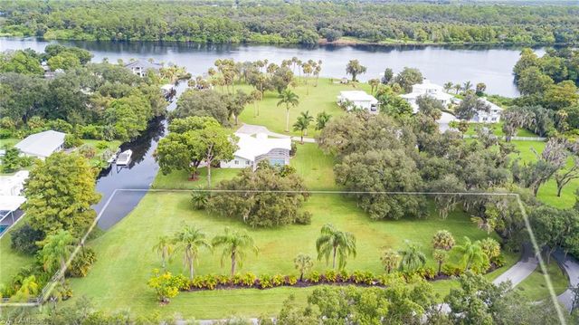 1993 Buford ST, Alva, FL 33920