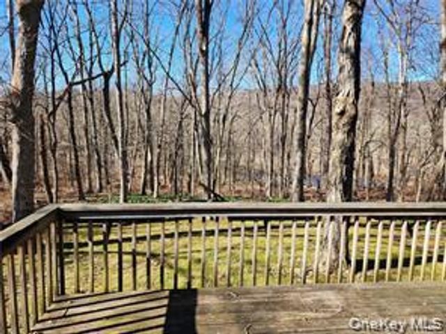 28 River Road, Suffern, NY 10901