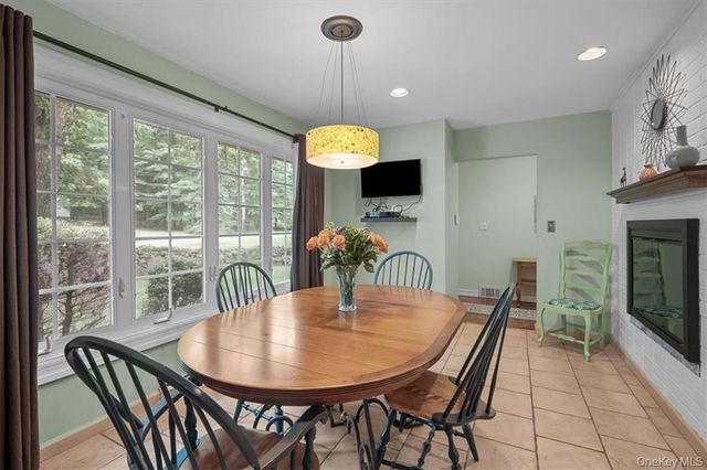 28 River Road, Suffern, NY 10901